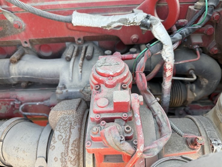 #1952-•-2008-international-eagle-day-cab-truck-tractor-image-23