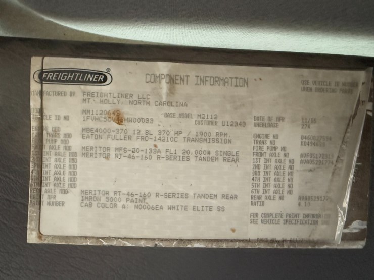 2006-freightliner-m2112-flatbed-image-15