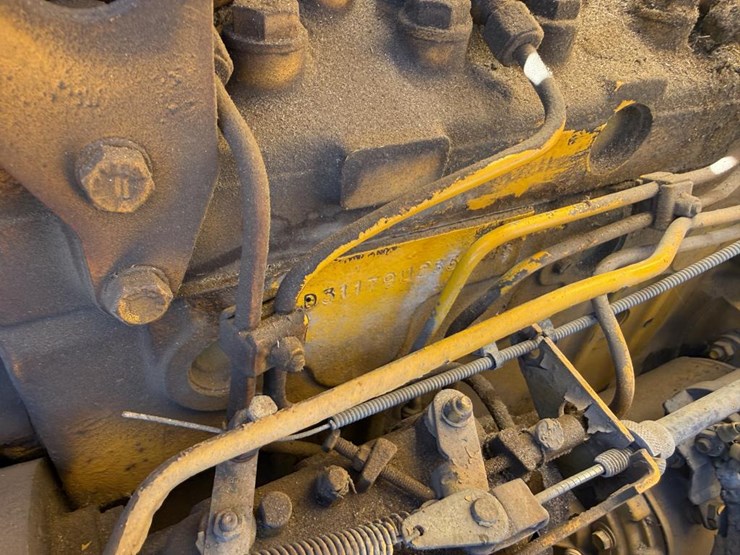 #1975-•-massey-ferguson-14k-forklift-image-45