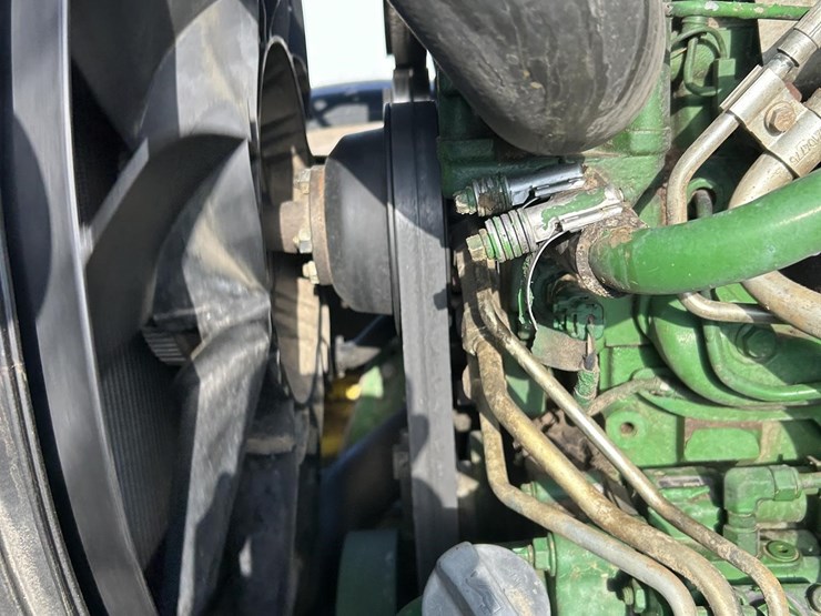 2013-john-deere-6170r-image-56