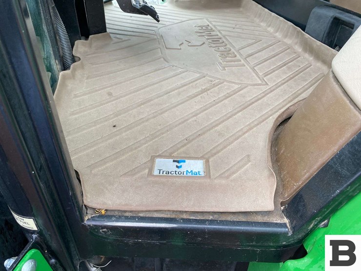 2018-john-deere-5090m-image-57