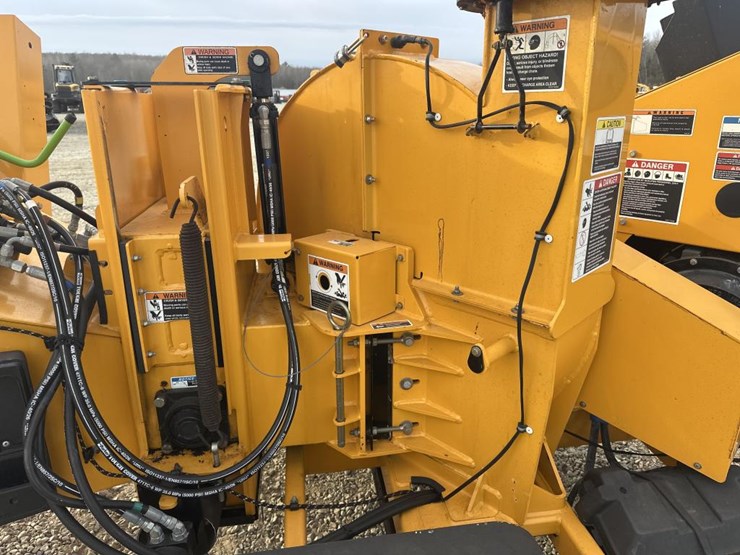 2019-altec-dc1317-image-25