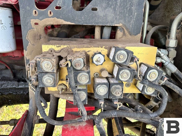 2005-new-holland-hw365-image-56