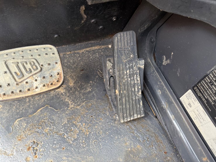 2018-jcb-509-42-image-31