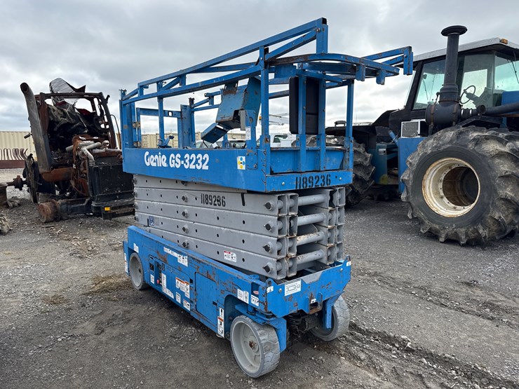 2011-genie-gs3232-image-4