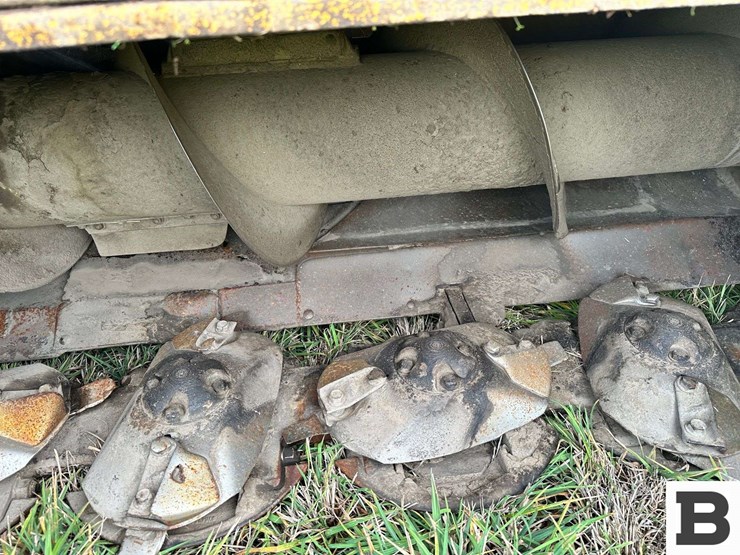 2005-new-holland-hw365-image-22