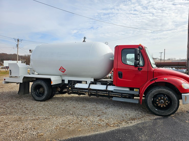 2016-freightliner-s2g-image-22