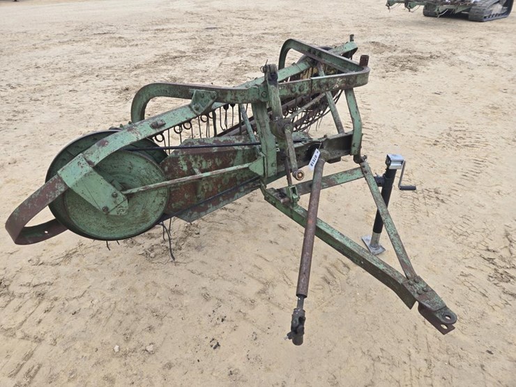 john-deere-350-image-1