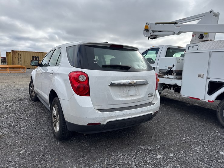 2015-chevrolet-equinox-image-3