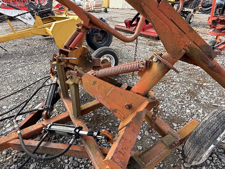 #22611-•-8-wheel-hay-rake-image-27