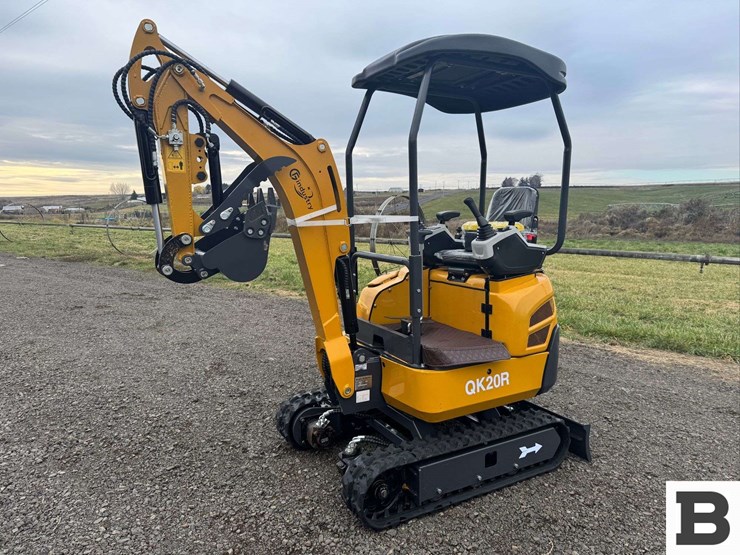 2025-cfg-industrial-qk20r-mini-excavator-image-2