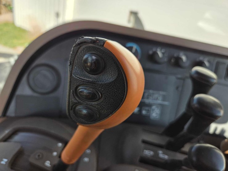 2010-john-deere-7830-image-58