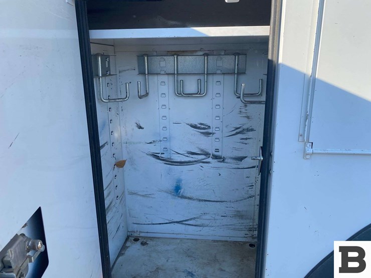 2011-international-durastar-4300-image-23