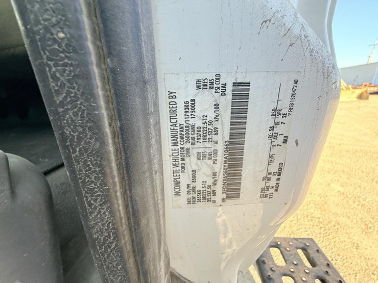 2000-ford-f650-sd-image-60