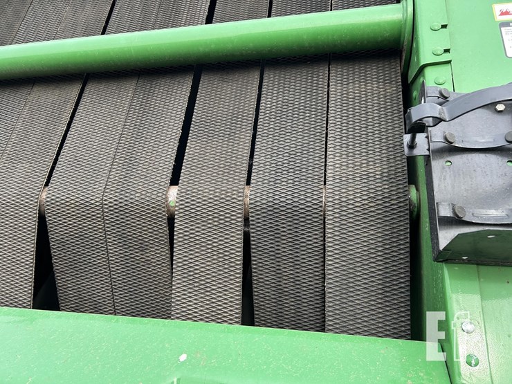 2018-john-deere-560m-image-29