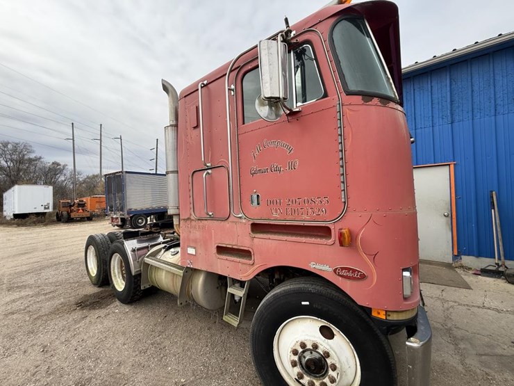 #1193-•-1984-peterbilt-cab-over-truck-tractor-image-24