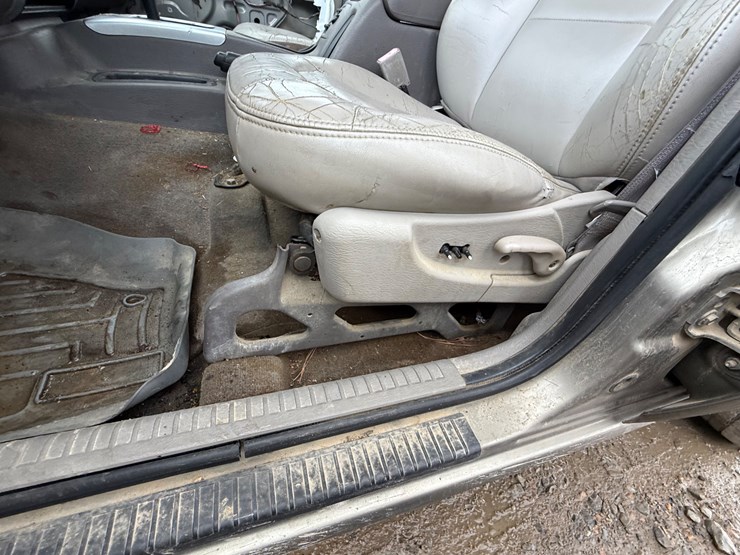 2004-jeep-liberty-image-34