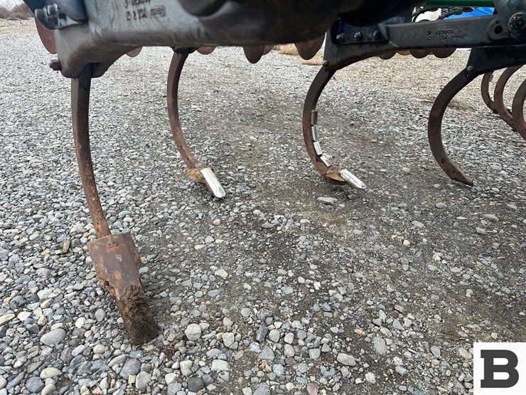 john-deere-2700-image-31