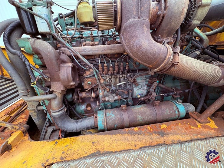 1995-volvo-a30-image-92