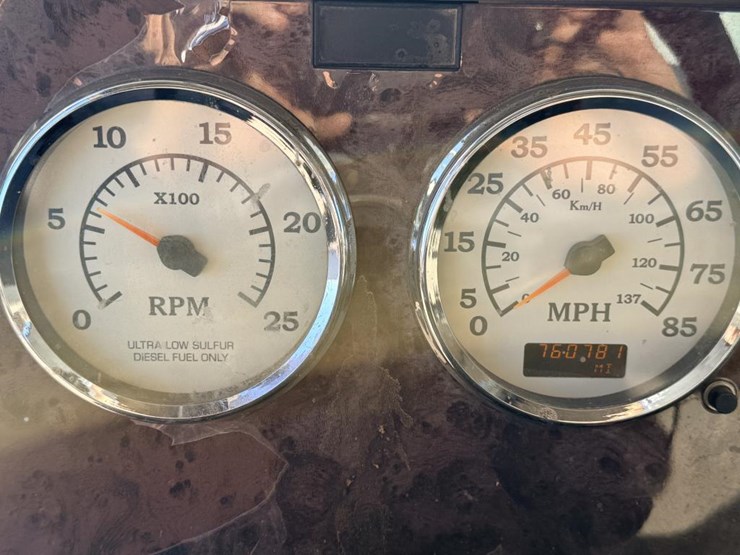 #1972-•-2008-international-eagle-day-cab-truck-tractor-image-32