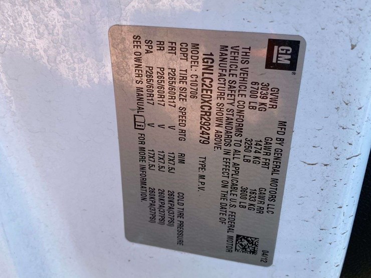 2012-chevrolet-tahoe-image-30