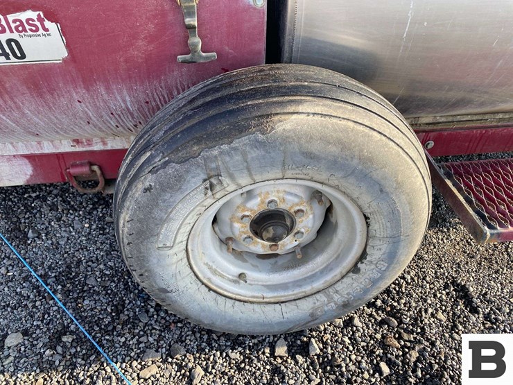 lectroblast-pull-type-orchard-sprayer-image-29