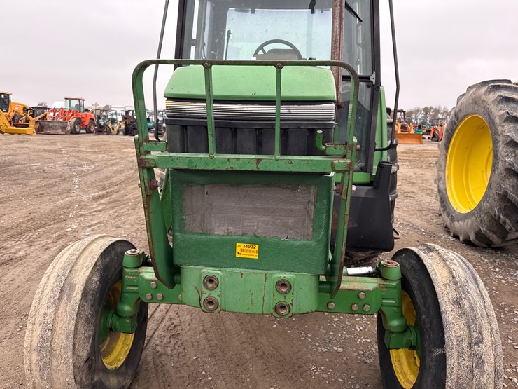john-deere-6400-image-23