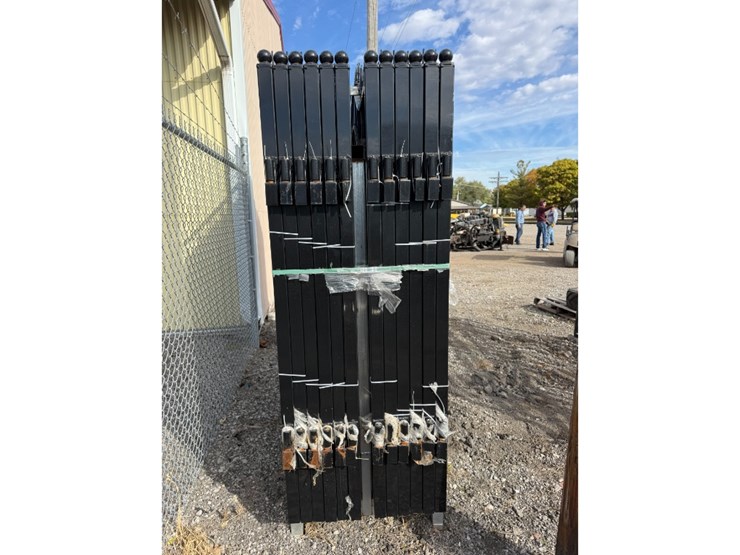 14'-bi-parting-wrought-iron-driveway-gate-,-2-7'-wide-panels-image-5