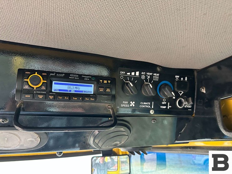 new-holland-h9880-image-55