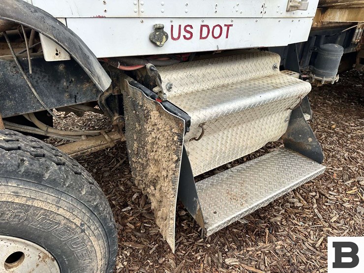 kenworth-t800-image-39