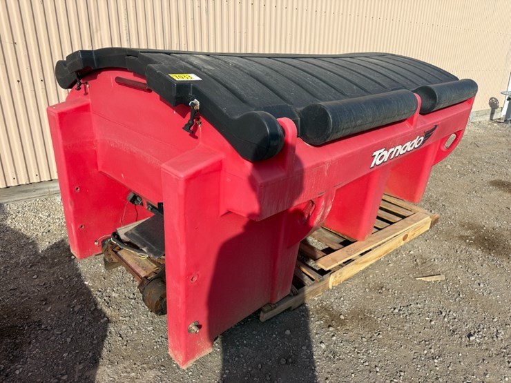 western-tornado-8'-salt-spreader-image-1