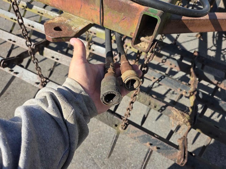 24'-farmhand-sf-4300-soil-finisher-image-18