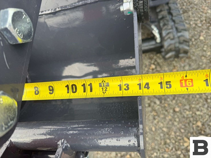 2025-cfg-industrial-mx15rx-mini-excavator-image-13