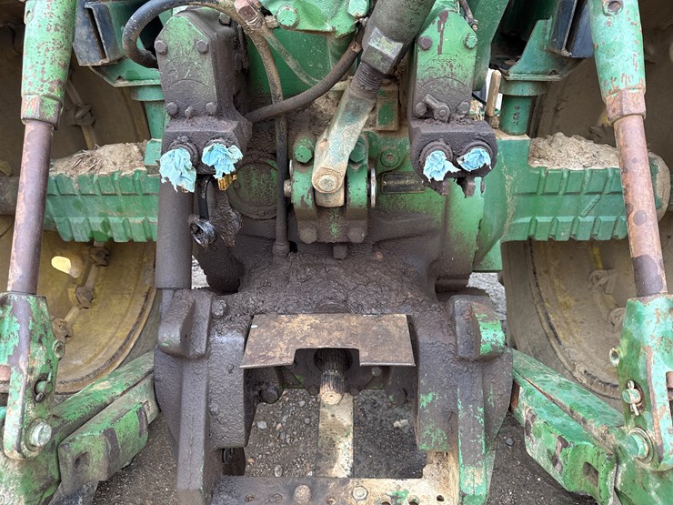 john-deere-4640-image-9