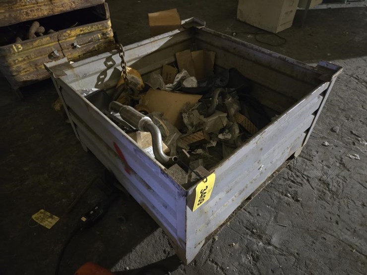 #3409-•-steel-crate-w/-misc.-exaust-parts-and-more-image-1