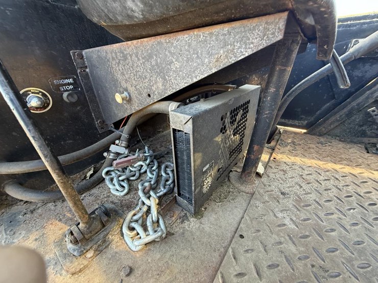 #1975-•-massey-ferguson-14k-forklift-image-64