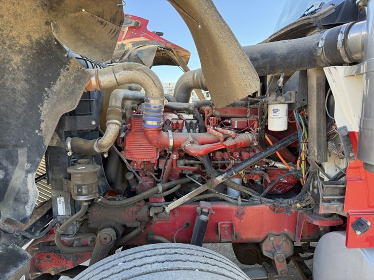 #1952-•-2008-international-eagle-day-cab-truck-tractor-image-9