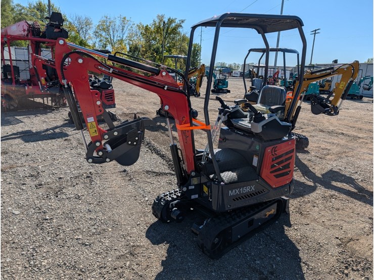 cfg-mx15rx-mini-excavator-w/-mechanical-thumb-image-1