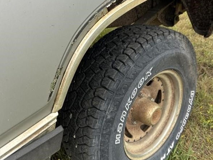 1987-dodge-150-image-24