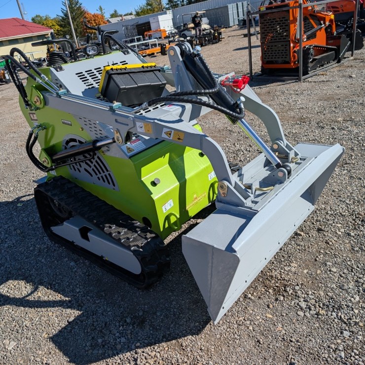 Landhero LDH-T460 Mini Skid Steer