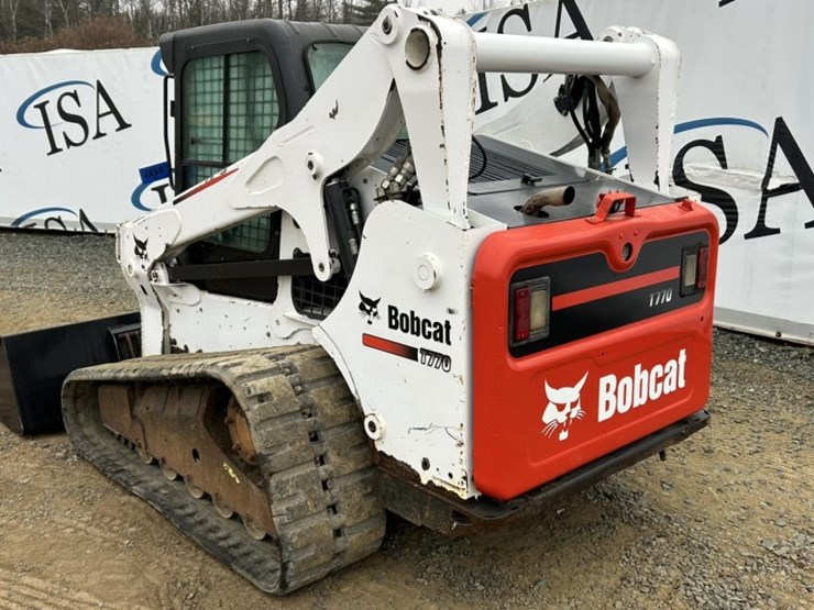 2013-bobcat-t770-image-3