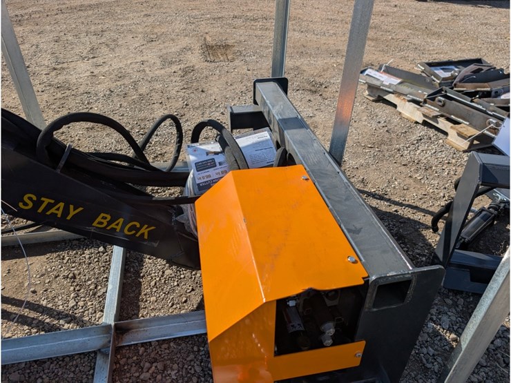 landhonor-skid-steer-articulating-brush-cutter-image-2