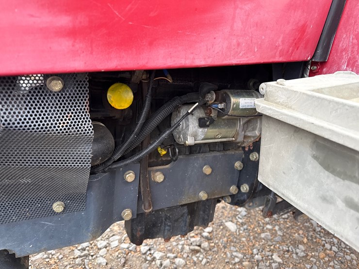 mahindra-2810-image-19