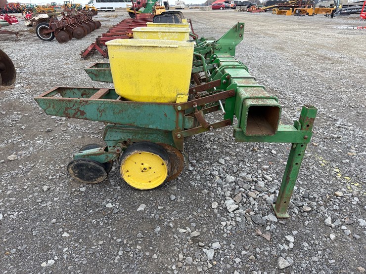 12-john-deere-12-image-6