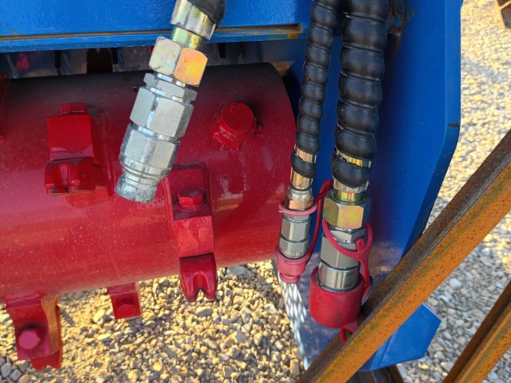 #22202-•-agt-mulcher-skid-steer-attachment-image-10