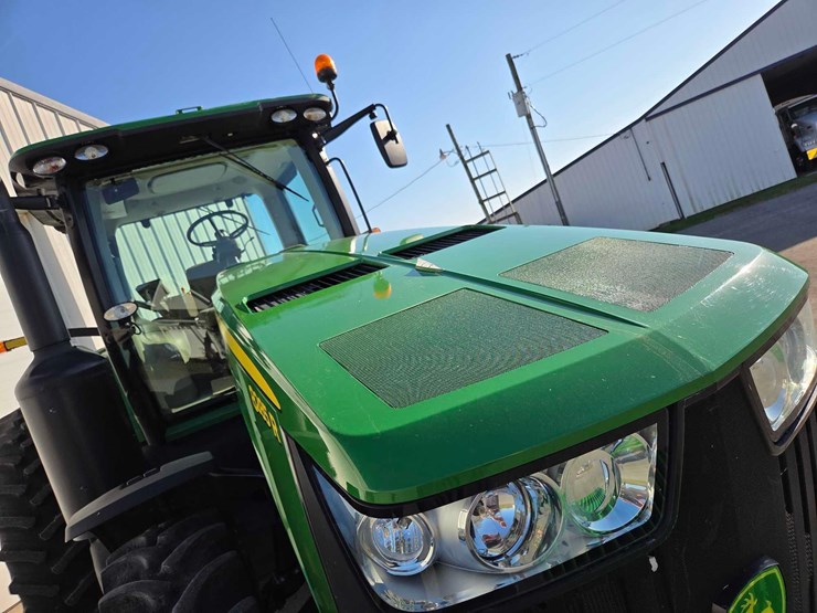 2012-john-deere-8285r-image-60