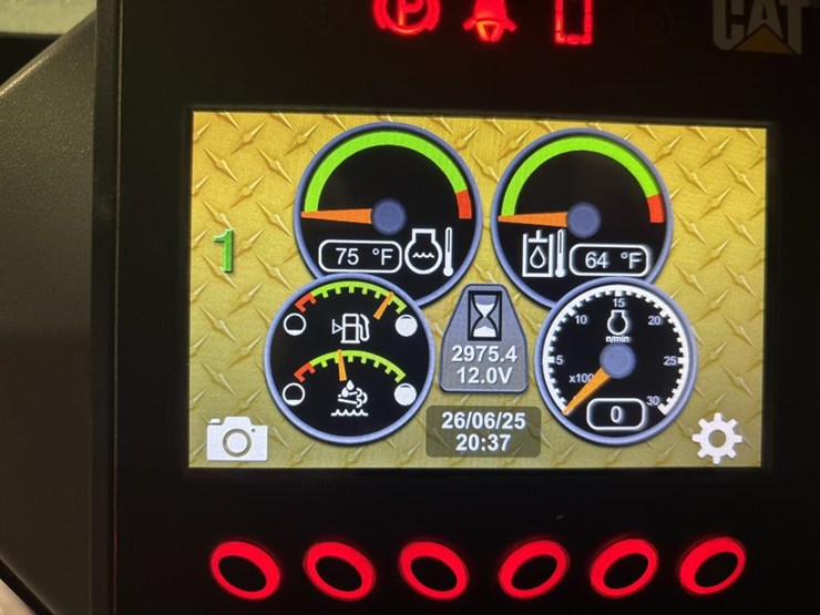 2018-caterpillar-228-image-42