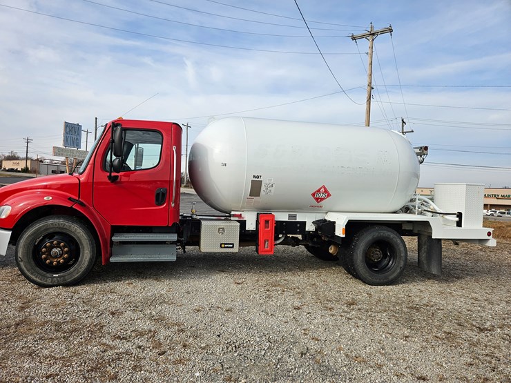 2016-freightliner-s2g-image-6