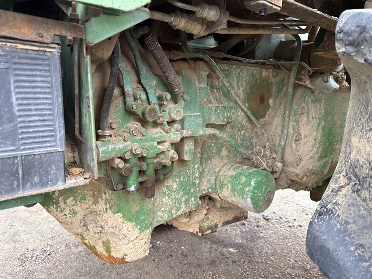 john-deere-4640-image-18