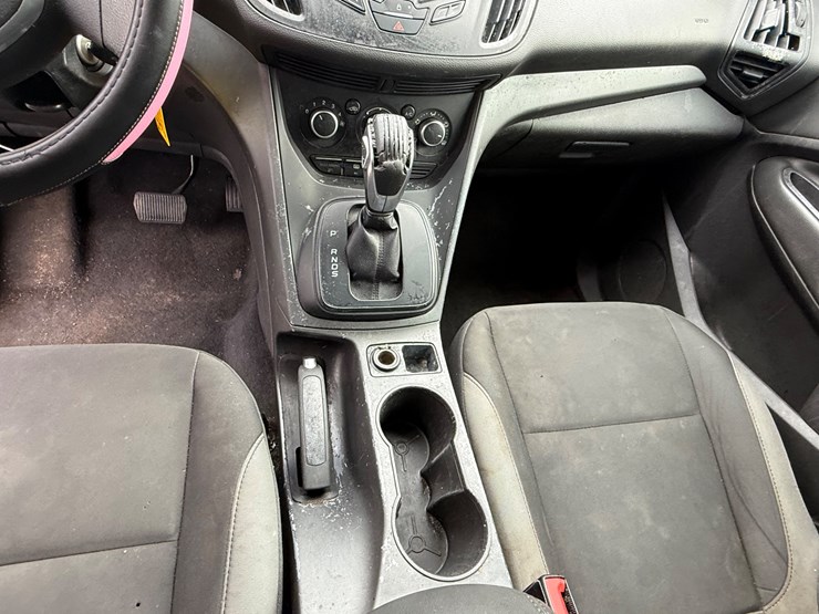 2014-ford-escape-image-28